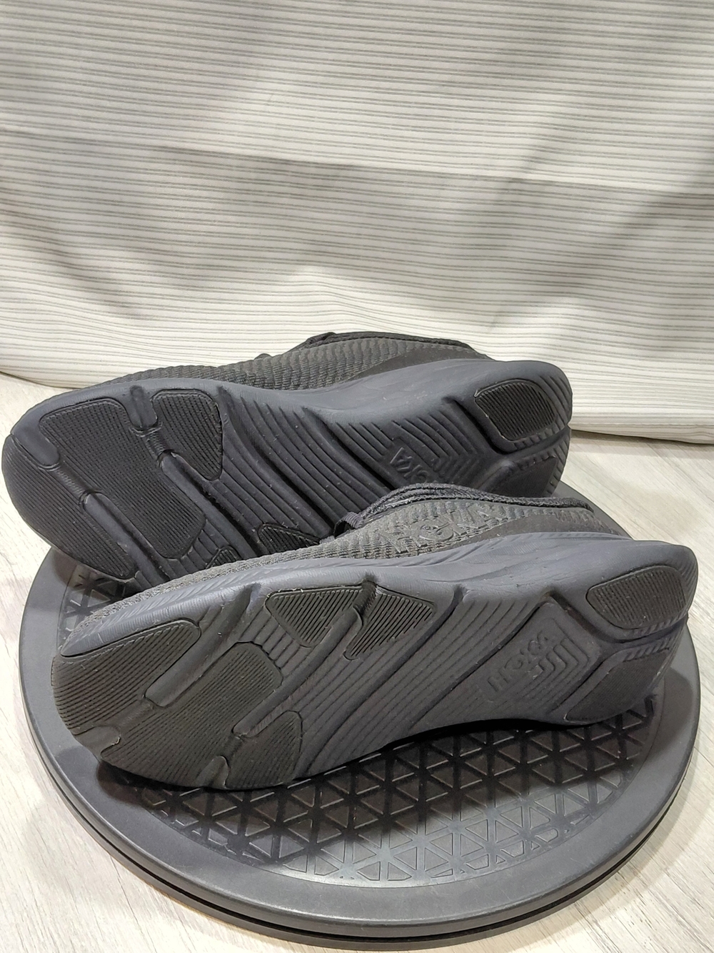 Hoka One One Womens Solimar Triple Black Running Training Shoes W7B - Picture 12 of 13